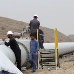 وزير النفط العراقي: نقترب من الوصول إلى إنتاج 5 ملايين برميل نفط يوميا