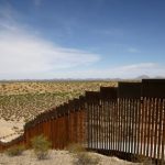 البنتاغون يكشف عن إبقاء 5500 جندي على الحدود مع المكسيك