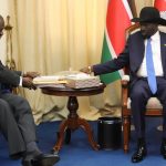 جنوب السودان.. سلفا كير ورياك مشار يتفقان على تشكيل حكومة انتقالية