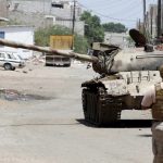 عاجل : قوات هادي تتهم الحوثيين بقتل 13 مدنيا في الحديدة وتعز
