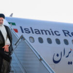 وزارة الداخلية تعلن وفاة الرئيس الإيراني ووزير الخارجية في حادث تحطم الطائرة