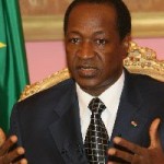 وفاة رئيس وزراء بوركينا فاسو بأزمة قلبية على الهواء