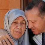 تفاصيل وفاة والدة اردوغان الرئيس التركي بجلطة دماغية حادة ورئساء الدول ينقلون التعازي